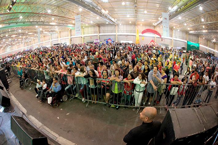 Festa em comemoração ao dia do trabalhador é atração em Joinville